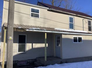 204 N 5th St, Fairfield, IA 52556