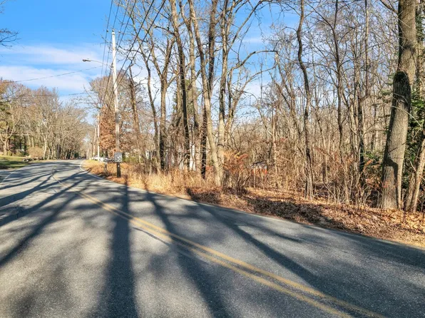 0 Wachusett St, Jefferson, MA 01522