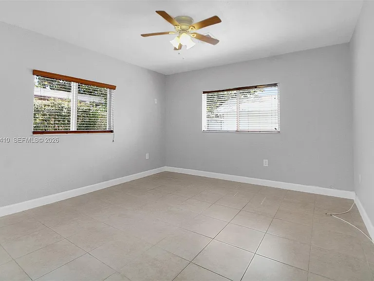 11740 SW 182nd Ter #O — Photo 9