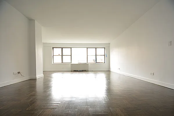 Rented by Keller Williams NYC | media 17