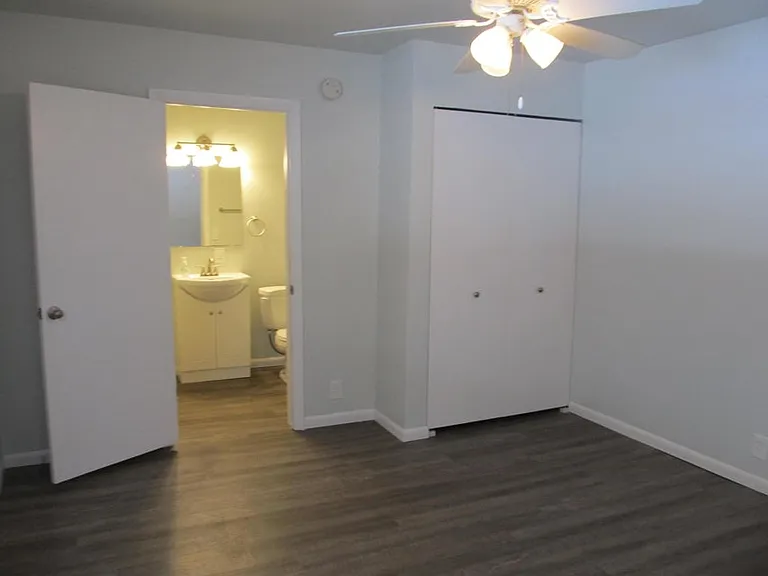 7338 Lovers Ln — Photo 8