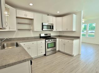 651 Hill Ave, Decatur, AR 72722