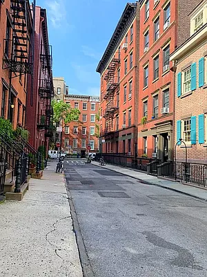 Rented by Compass | media 3