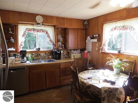 3rd image of 5309 Gage St