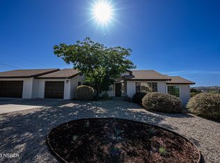 139 Via Fuchsia, Paso Robles, CA 93446