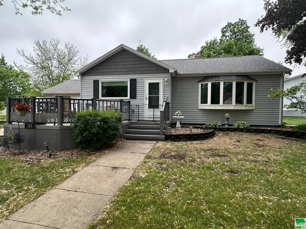 355 5th St SE, Primghar, IA 51245