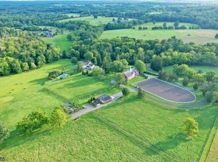 950 Larger Cross Rd, Far Hills, NJ 07931