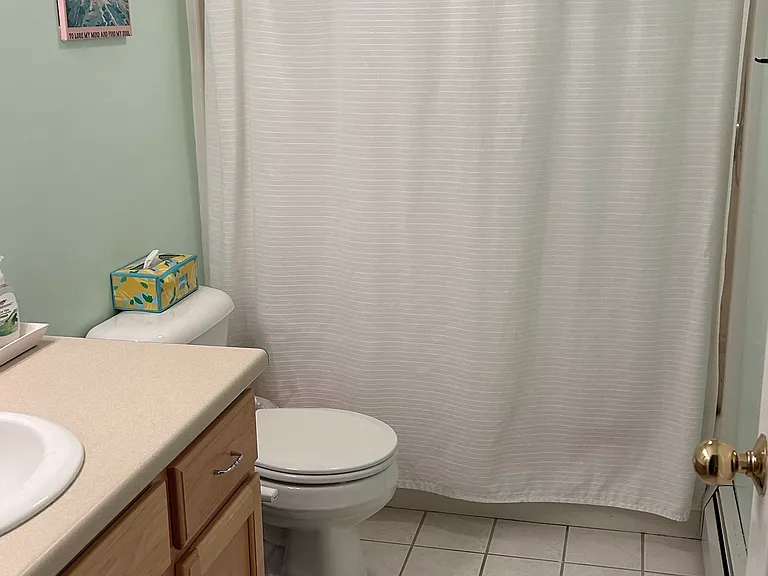 194 Holly Rd — Photo 12