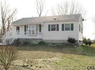 8 Knauf Ln, Loudonville, NY 12211