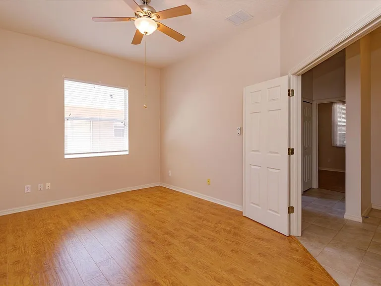 120 Crepe Myrtle Dr — Photo 5