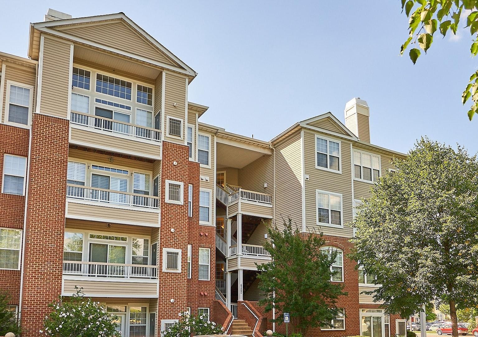 4200 Mozart Brigade Ln, Fairfax, VA 22033 Zillow