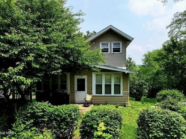 918 State Route 144, Hannacroix, NY 12124