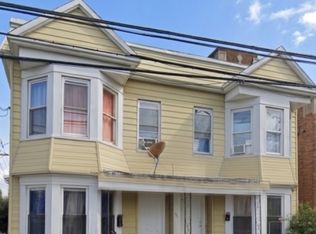665 Grove St, Irvington, NJ 07111
