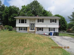 47 Fort Worth Pl, Monroe, NY 10950