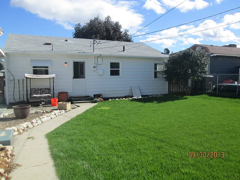 408 Ramona Ave — Photo 19