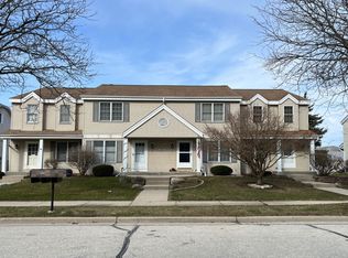 2016 Cliff Alex Ct S, Waukesha, WI 53189