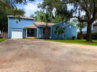 40 Shalimar Dr, Shalimar, FL 32579