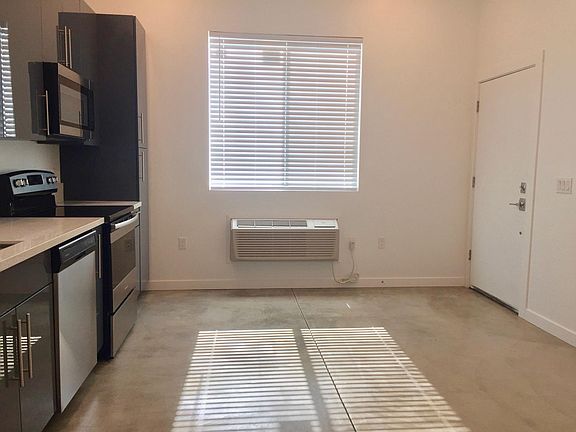 3rd image of 4043 Florida St #1