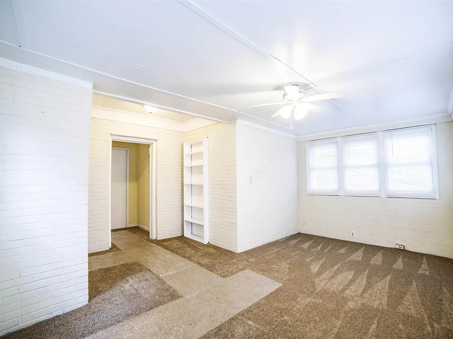 519 Lafayette Ave — Photo 4