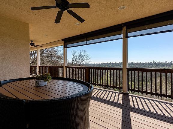3rd image of 4031 Sunglow Dr