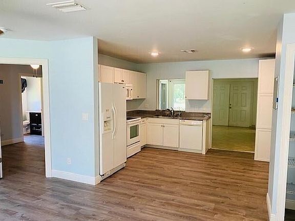 5th image of 291 22ND Street NE