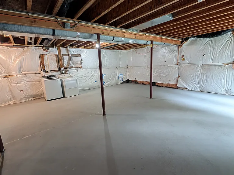 Large walkout basement