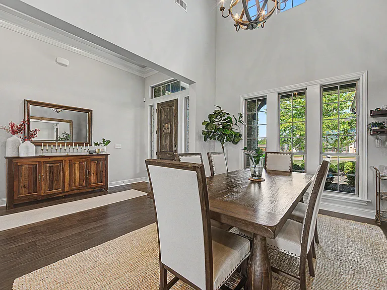 1007 Bendelow Dr — Photo 11