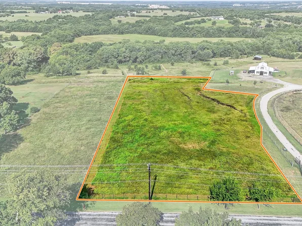 3 Harrell Rd, Howe, TX 75459