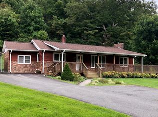 956 Mine Creek Rd, Bakersville, NC 28705