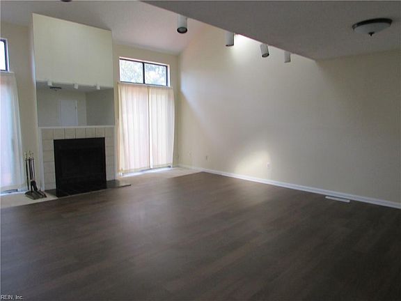 4th image of 2321 Kingbird Ln