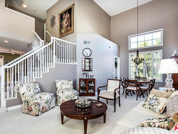 3rd image of 27473 Clarkson Ct