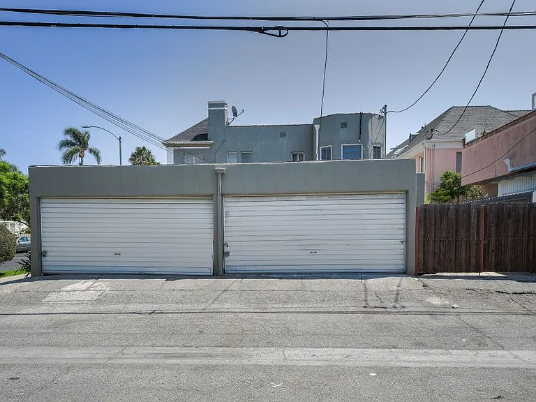 1201 S. Alfred — Photo 8