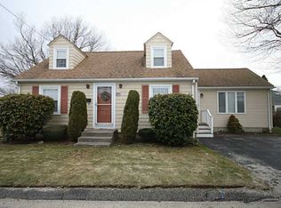 107 Southern St, Cranston, RI 02920