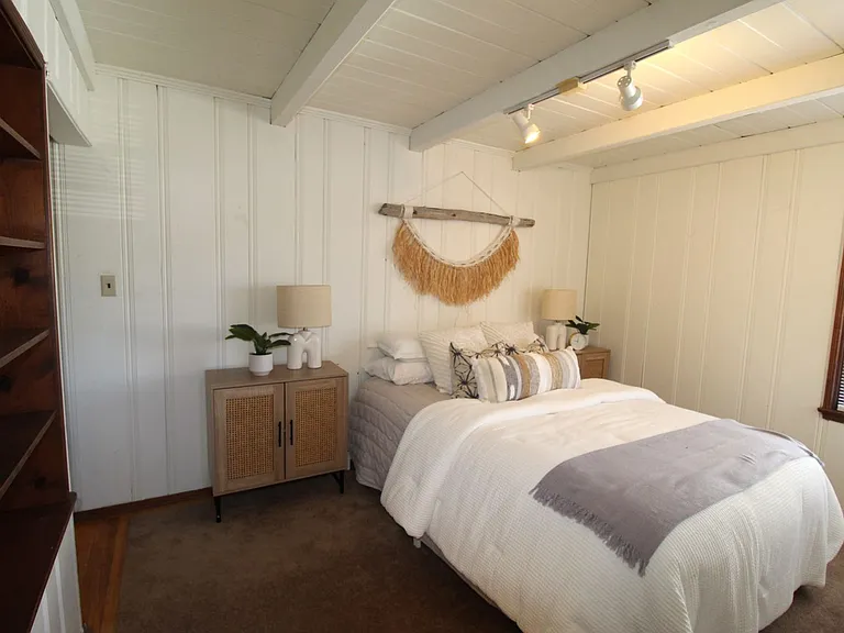 Charming Midtown Ventura Home- 3 Bedroom + 1.75 Bath — Photo 33
