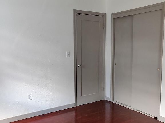 Bedroom #1 on main floor pic 2