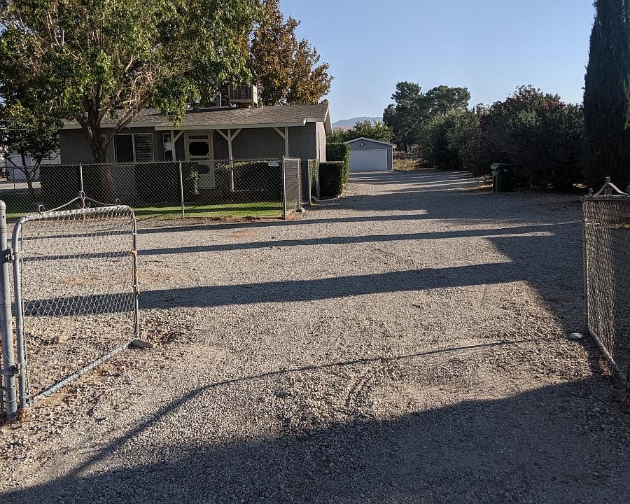 2nd image of 4724 W Avenue M4