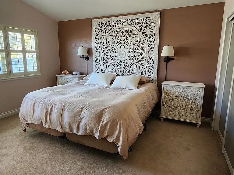 1513 Pinyon Dr — Photo 1
