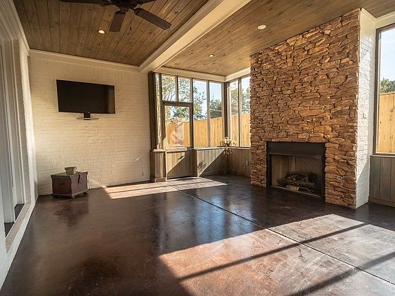 3rd image of 1108 E Irvin Dr Lot 46