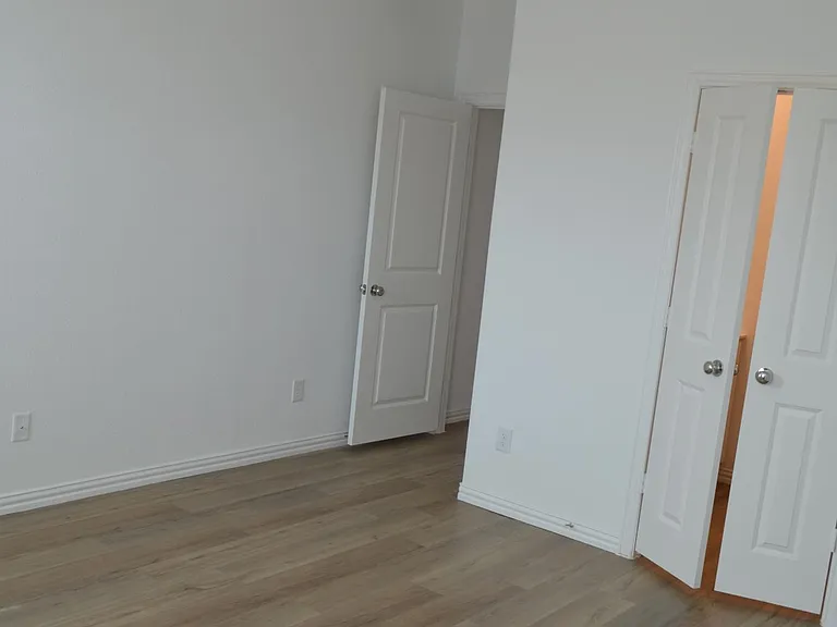 7924 Lindheimer Ln — Photo 21