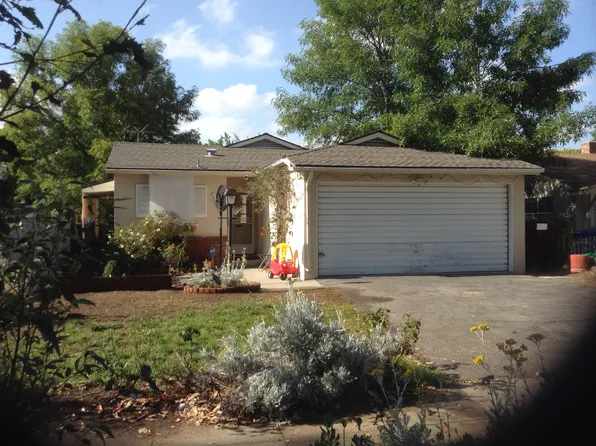 22101 Ybarra Rd, Woodland Hills, CA 91364