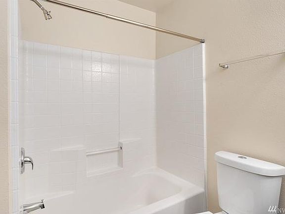 4th image of 107 127th St E #B