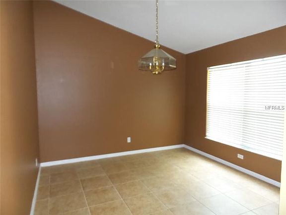 4th image of 1207 Windy Bluff Dr