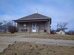 304 Austin St, Pickrell, NE 68422