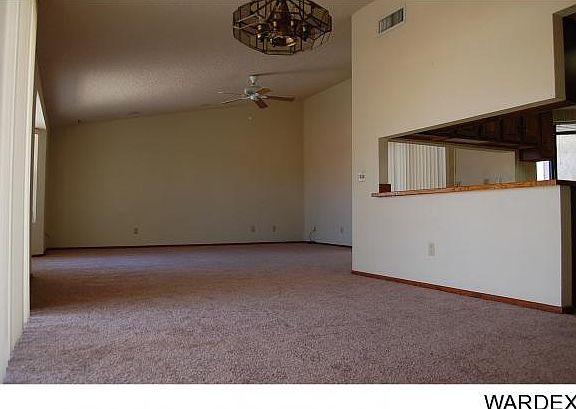 3rd image of 706 Palmer Ln