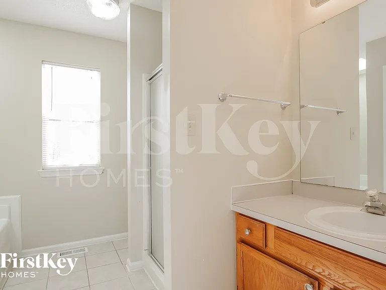 2400 Devon Dr — Photo 14