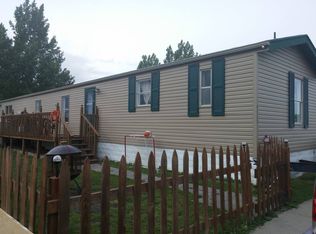 4913 Golden Gate Dr, Grand Forks, ND 58203