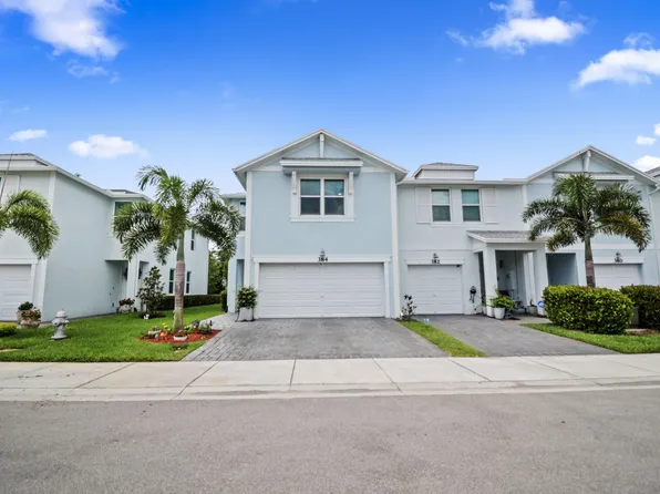 384 SE Sea Hunt Way, Stuart, FL 34994