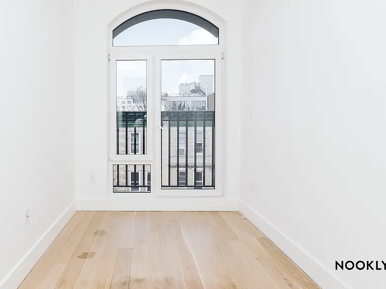54 Troutman St #2A — Photo 7
