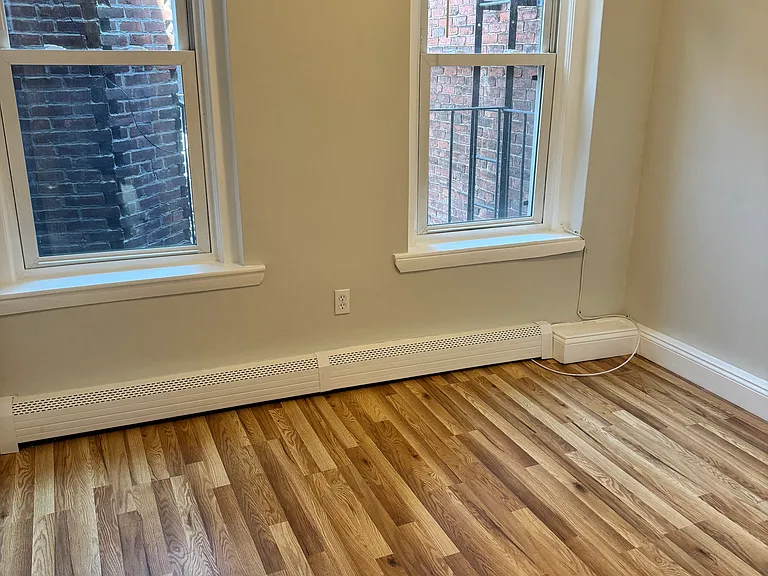 21 Sheafe St #8 — Photo 28