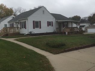 246 Monroe St, Waterloo, IA 50703